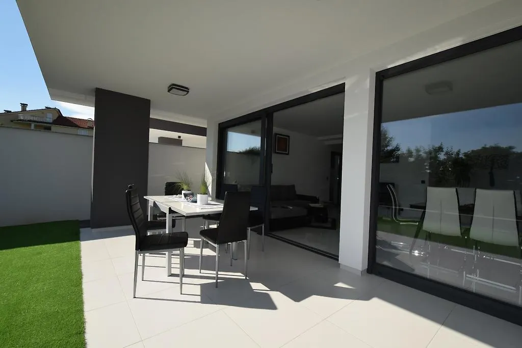 Apartment Helena Malinska Croatia