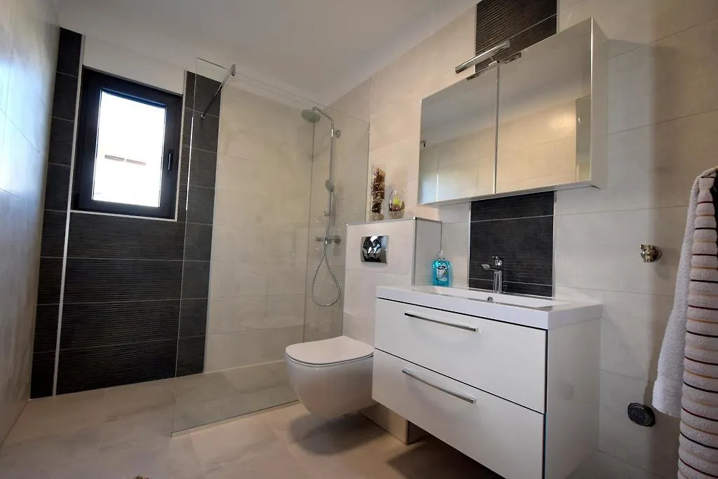 Apartment Helena Malinska Croatia